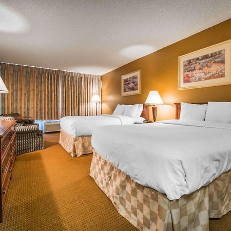 Clarion Inn And Events Center Pueblo North Kültér fotó