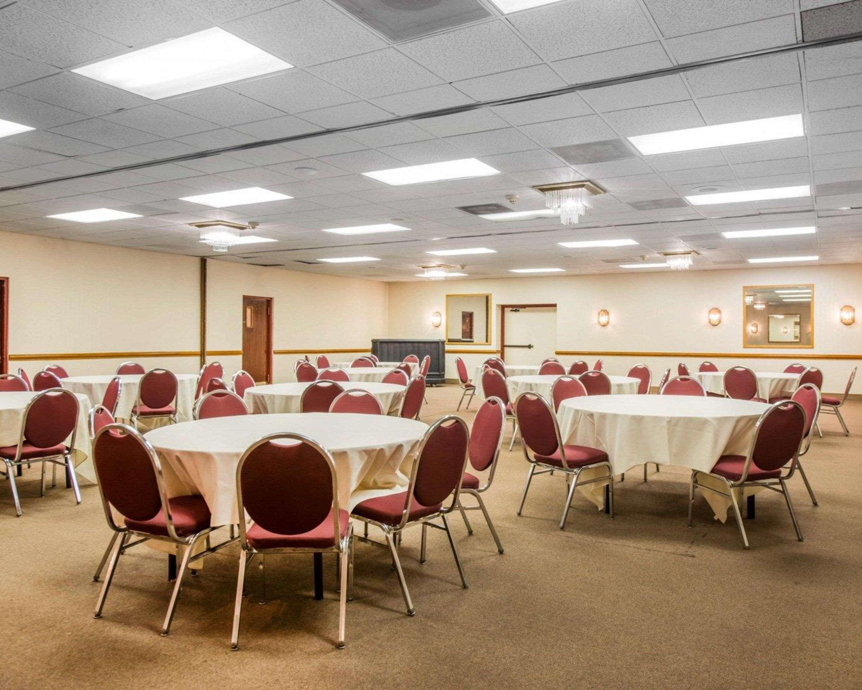 Clarion Inn And Events Center Pueblo North Kültér fotó