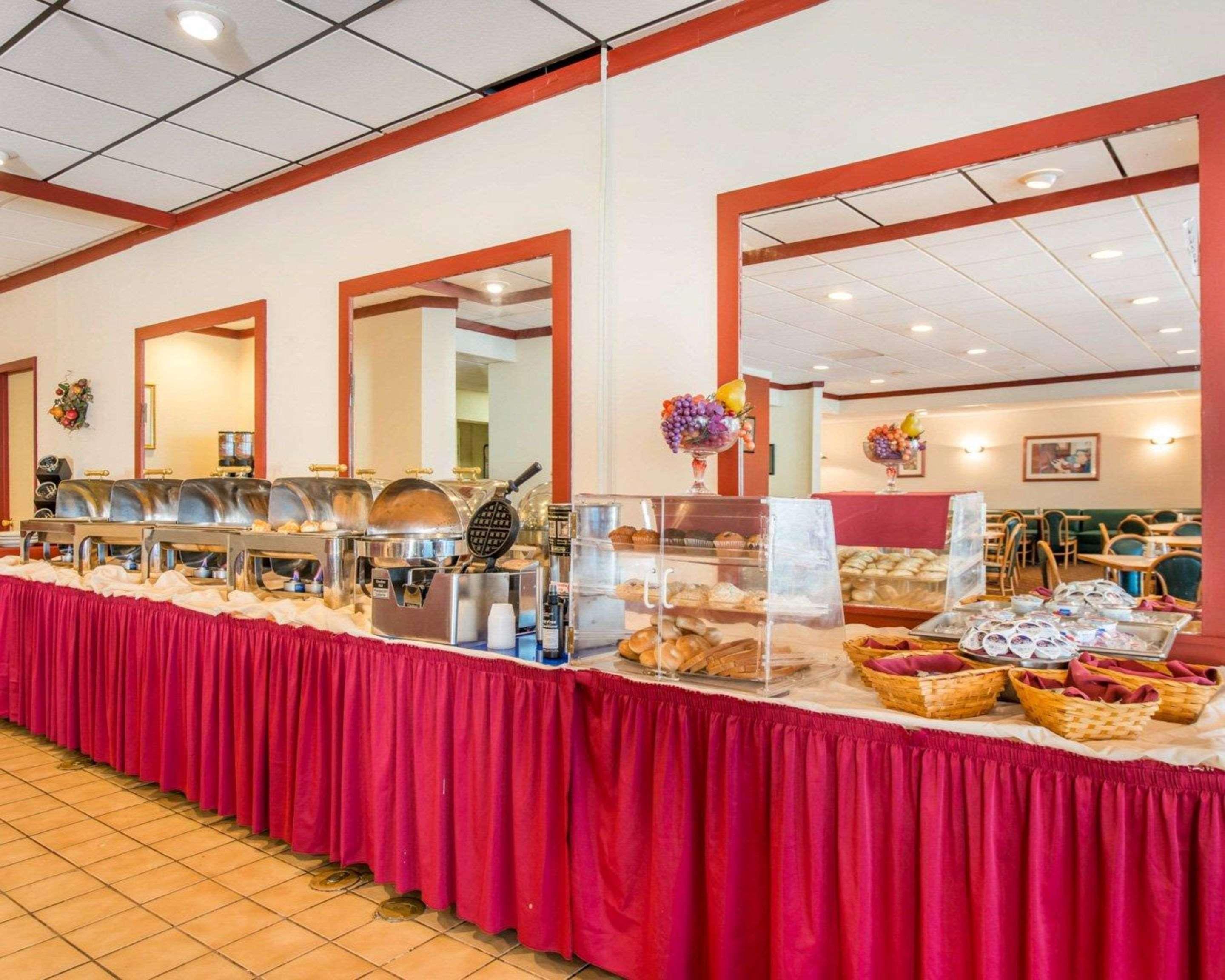 Clarion Inn And Events Center Pueblo North Kültér fotó