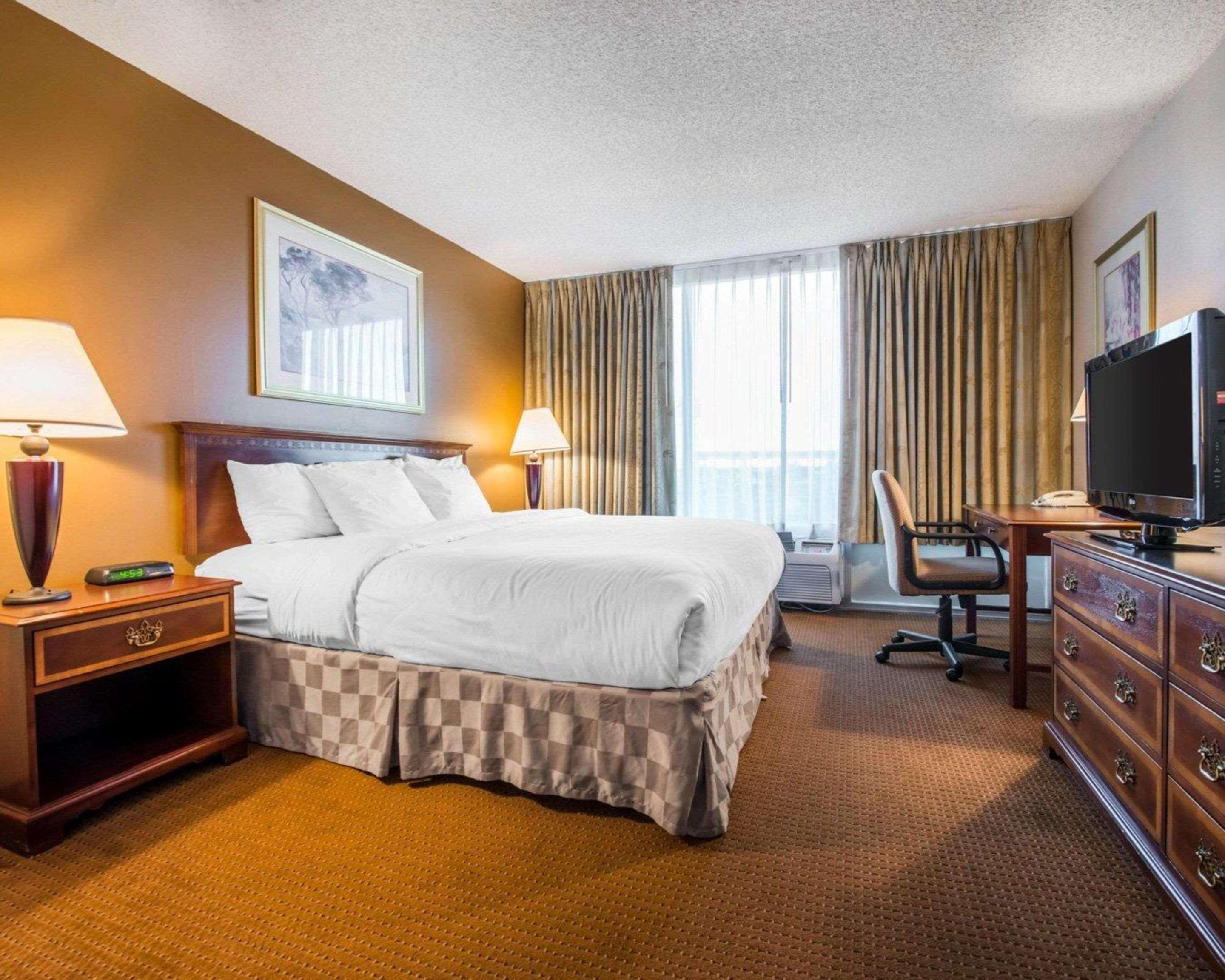 Clarion Inn And Events Center Pueblo North Kültér fotó