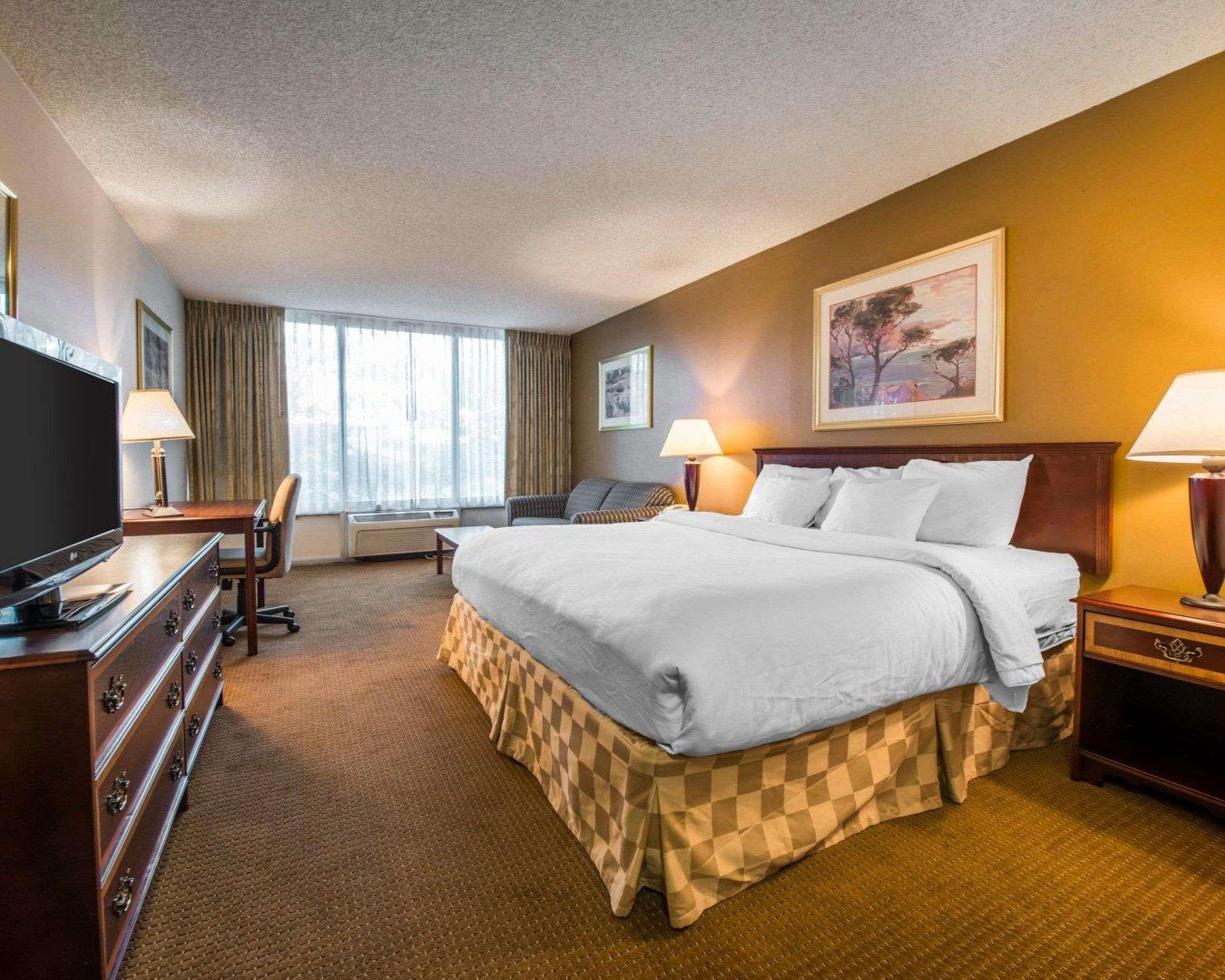 Clarion Inn And Events Center Pueblo North Kültér fotó