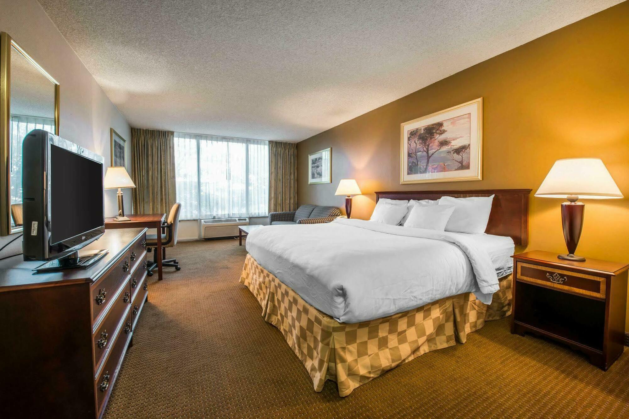 Clarion Inn And Events Center Pueblo North Kültér fotó